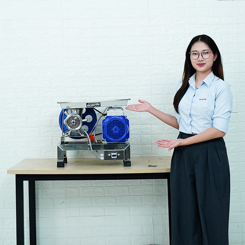 anh-avatar-may-xay-dun-thit-viet-nam-ns-mxdtvn-32-3kw Hình ảnh thực tế máy xay đùn thịt công nghiệp 3kW