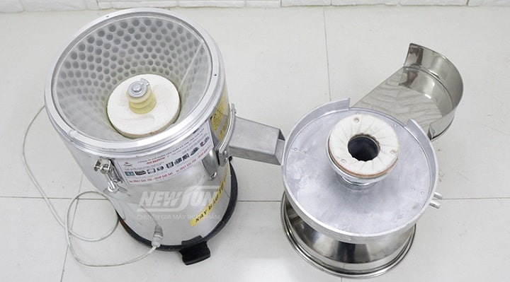 Hướng dẫn sử dụng và vệ sinh máy xay đậu nành đúng cách