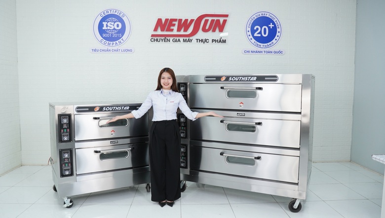 Thực tế lò nướng bánh ngọt dùng điện Southstar 2 tầng và 3 tầng Thực tế lò nướng bánh ngọt dùng điện Southstar 2 tầng và 3 tầng