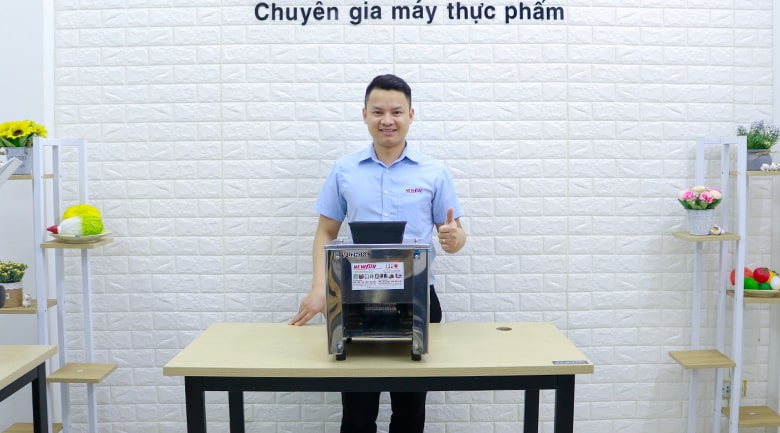 Thực tế máy thái thịt tươi sống SS-90 Thực tế máy thái thịt tươi sống SS-90