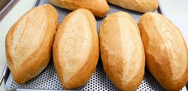 Cách làm bánh mì Việt Nam giòn xốp, thành công ngay lần đầu tiên