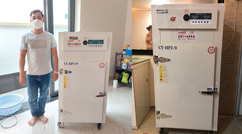 Khách hàng sử dụng tủ sấy thực phẩm