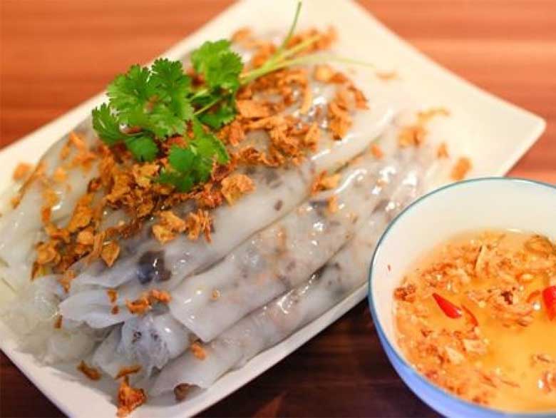 Có nên dùng nồi tráng bánh cuốn điện hay không?