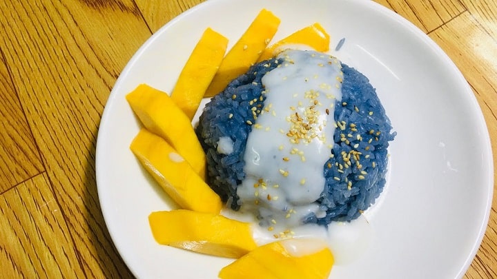 Xôi xoài hoa đậu biếc Xôi xoài hoa đậu biếc