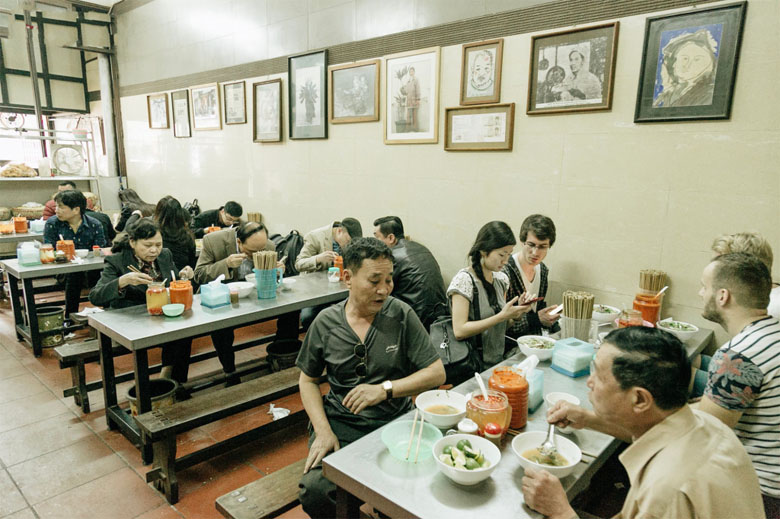 Mở quán phở sáng tại khu vực tập trung đông dân cư Mở quán phở sáng tại khu vực tập trung đông dân cư