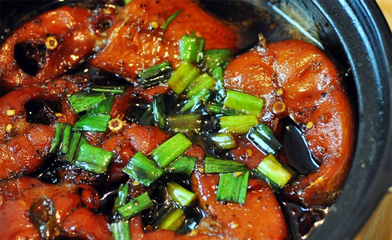 Thực đơn mở quán cơm tấm bình dân: Món cá kho tiêu hấp dẫn