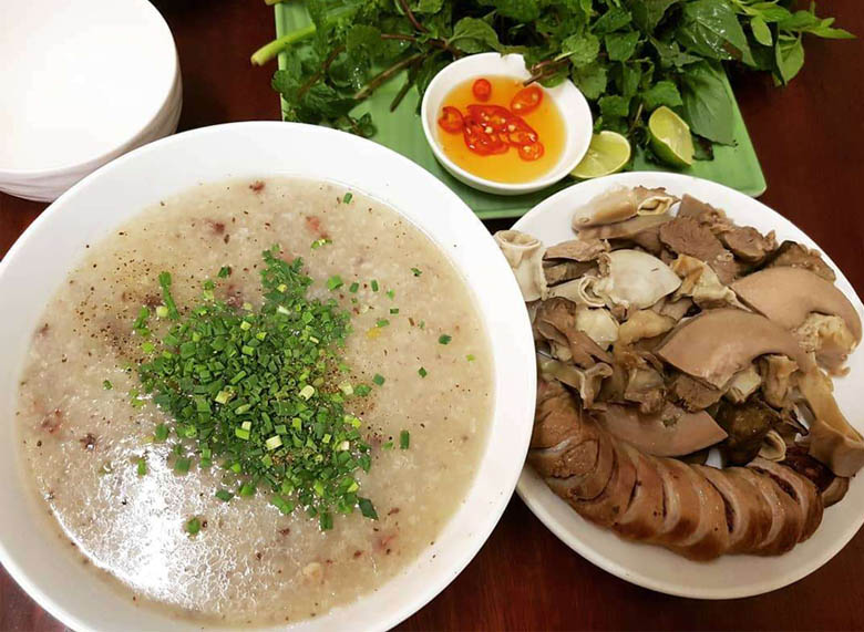 Mở quán bán đồ ăn sáng - Cháo lòng Mở quán bán đồ ăn sáng - Cháo lòng