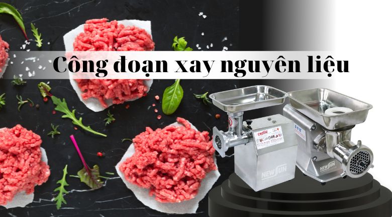 Công đoạn xay nhuyễn nguyên liệu