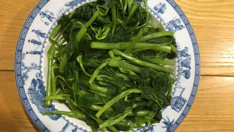 Thực đơn quán cơm tấm bình dân: Rau muốn luộc