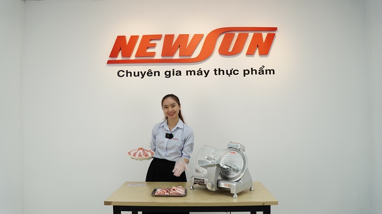 Máy thái thịt ES250N chính hãng NEWSUN