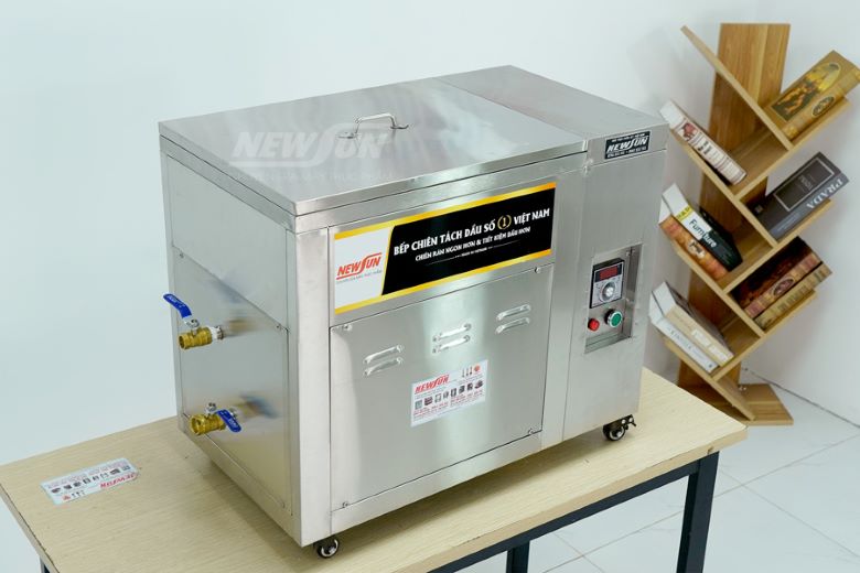 Cách tính chi phí điện khi sử dụng bếp chiên tách dầu bằng điện