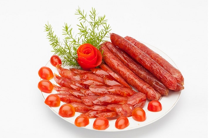Bật mí 10+ cách làm lạp xưởng siêu đơn giản và ngon đón Tết Bật mí 10+ cách làm lạp xưởng siêu đơn giản và ngon đón Tết