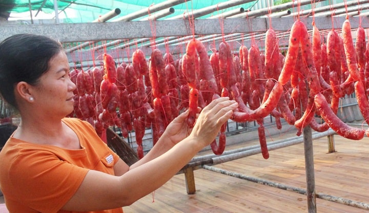 Cách làm lạp xưởng miền Tây Cách làm lạp xưởng miền Tây