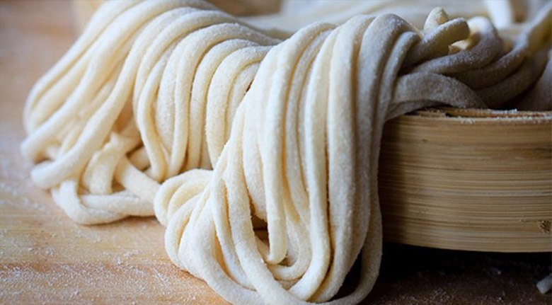 Cách làm sợi mì udon