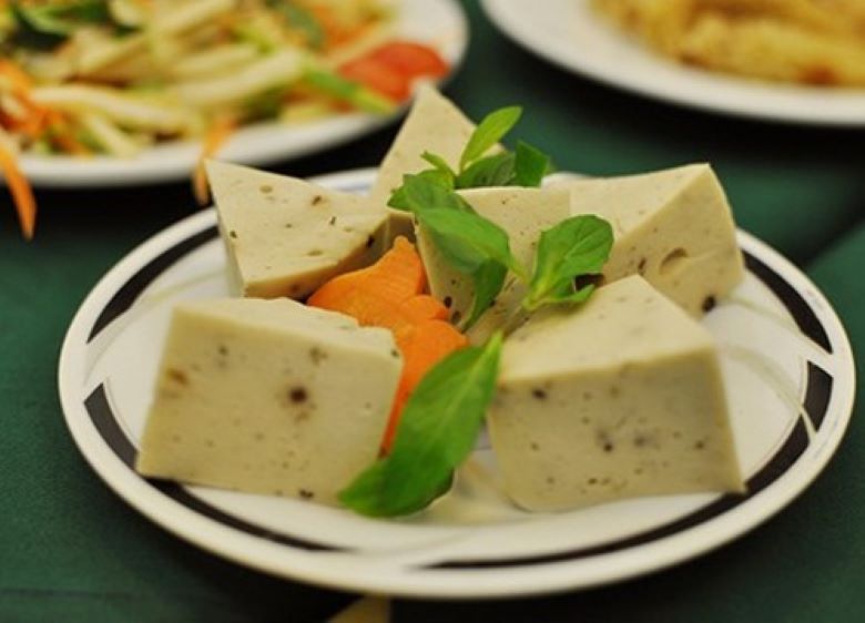 1. Hướng dẫn làm chả giò chay đậu xanh