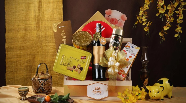 2. Bán giỏ quả Tết 2. Bán giỏ quả Tết