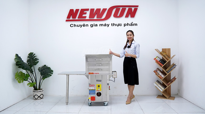 máy tráng bánh cuốn bằng khay dùng gas 50x50cm máy tráng bánh cuốn bằng khay dùng gas 50x50cm