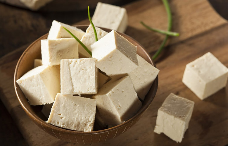 Thành phẩm đậu phụ ép trắng mịn Thành phẩm đậu phụ ép trắng mịn