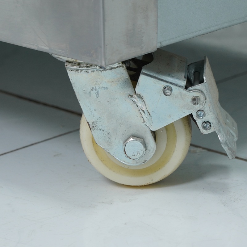 lo-nuong-banh-3-tang-6-khay-xyf-3ka-t-ava3