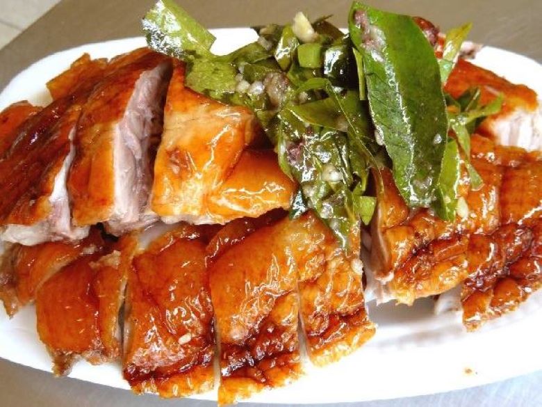 Vịt nướng lá móc mật
