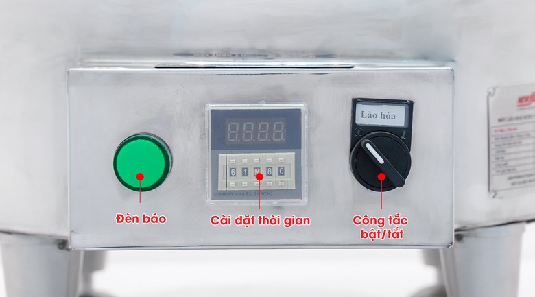 Bảng điều khiển đơn giản, vận hành dễ dàng