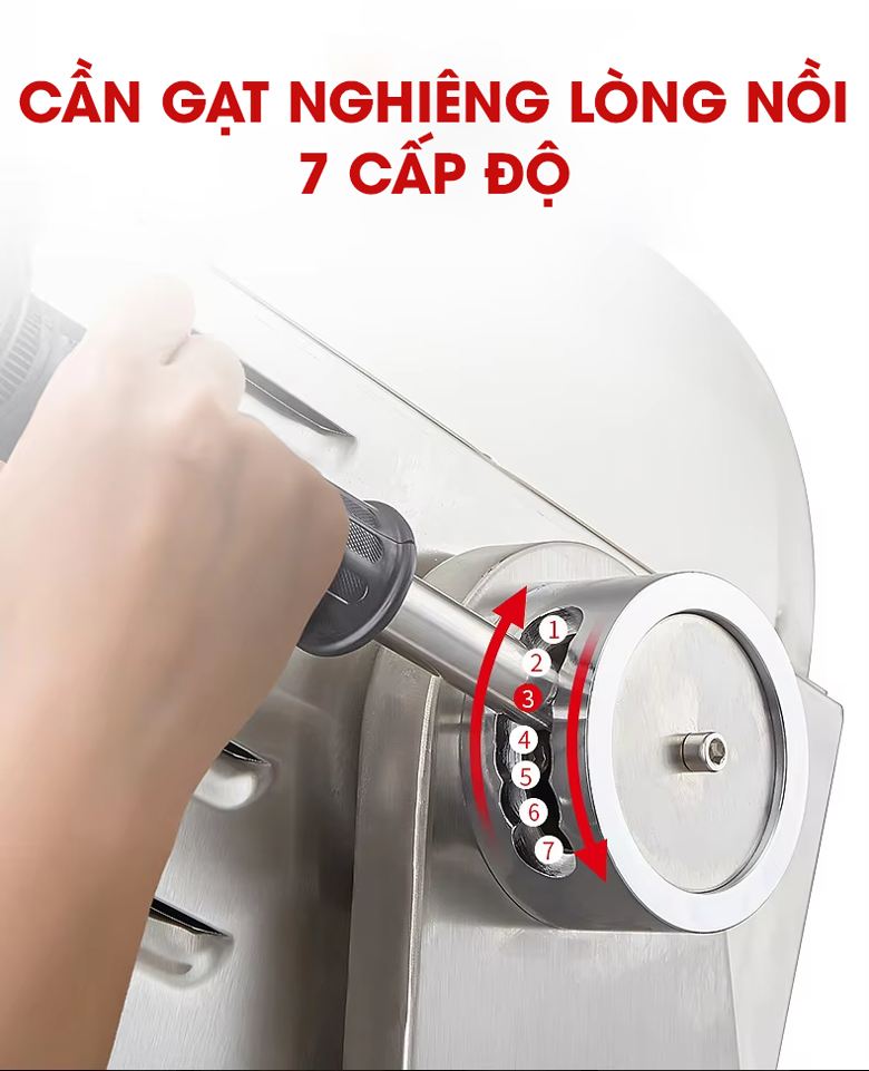 Cần gạt bên cạnh nồi nấu hỗ trợ nghiêng lòng nồi để lấy thức ăn