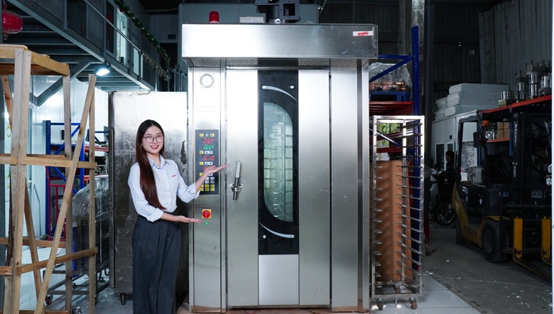 Thực tế mẫu lò nướng bánh 16 khay xoay điện HX-16D-01E