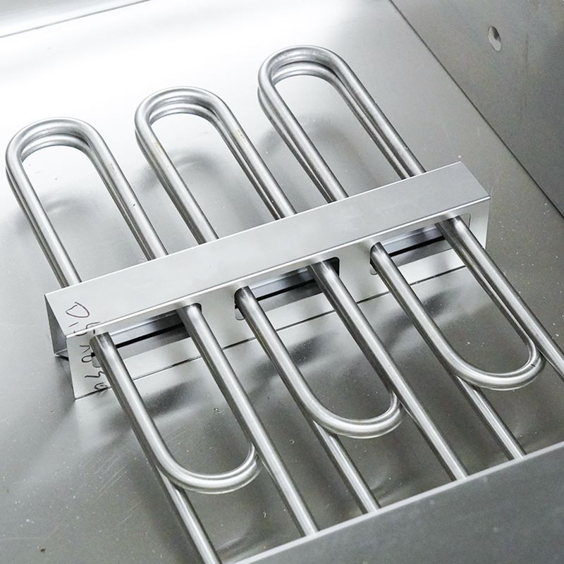 tu-nau-com-cong-nghiep-60-khay-2m60-dt-ava3